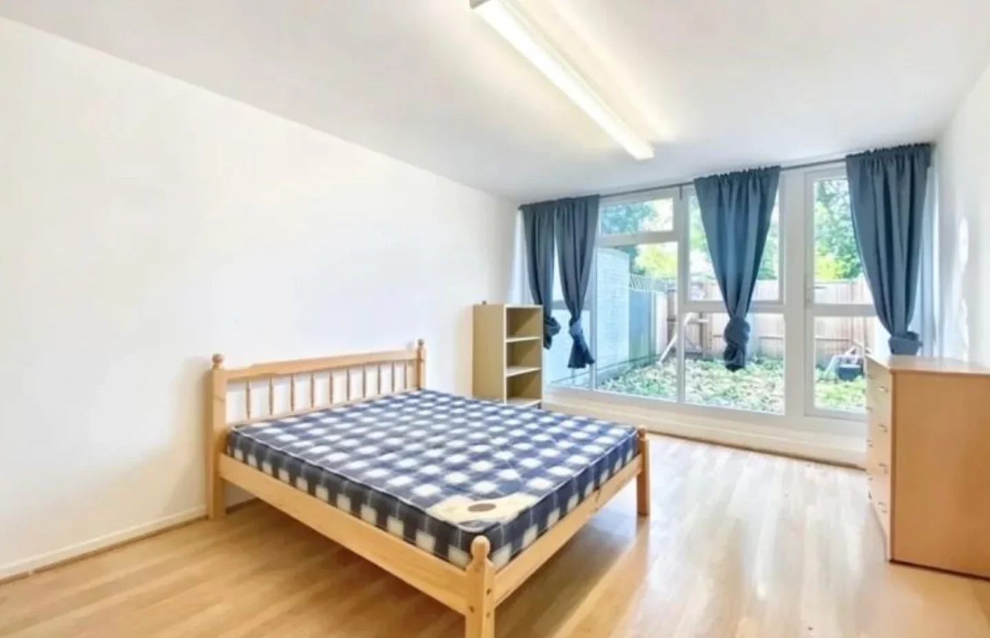House Barchester Close in Greater London