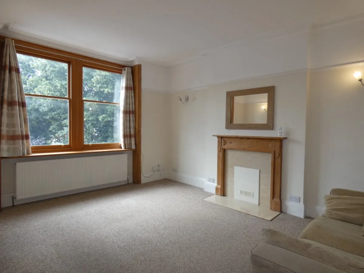Flat Madeley Road in Greater London