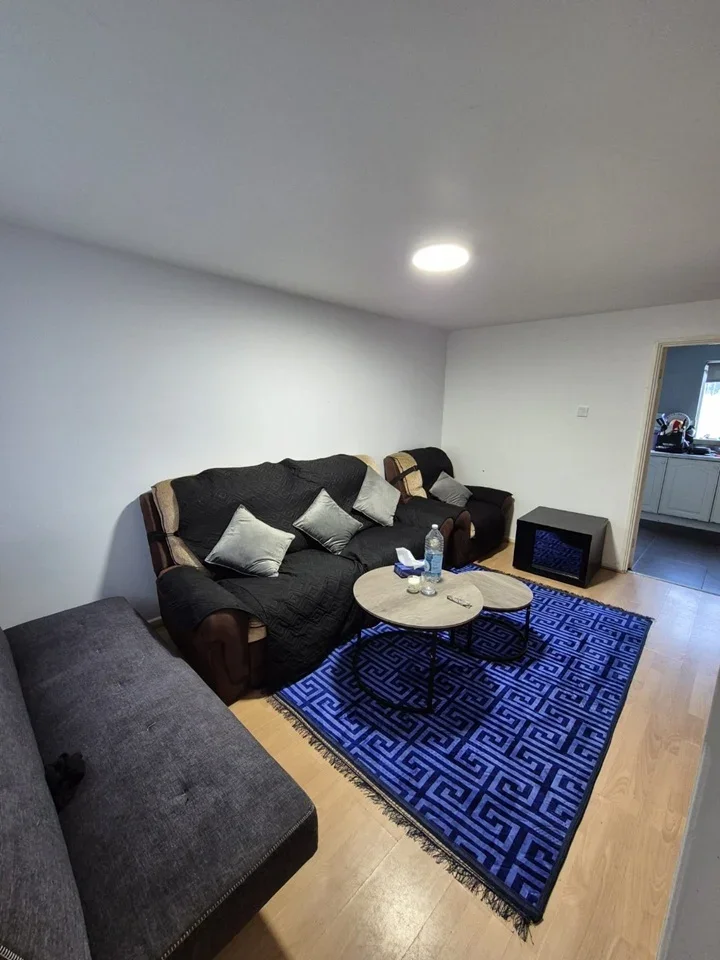 Room Back Willow Close in Bolton