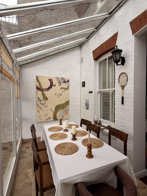 Flat Greencroft Gardens in Greater London