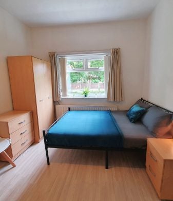 Flat Brighton Grove in Manchester
