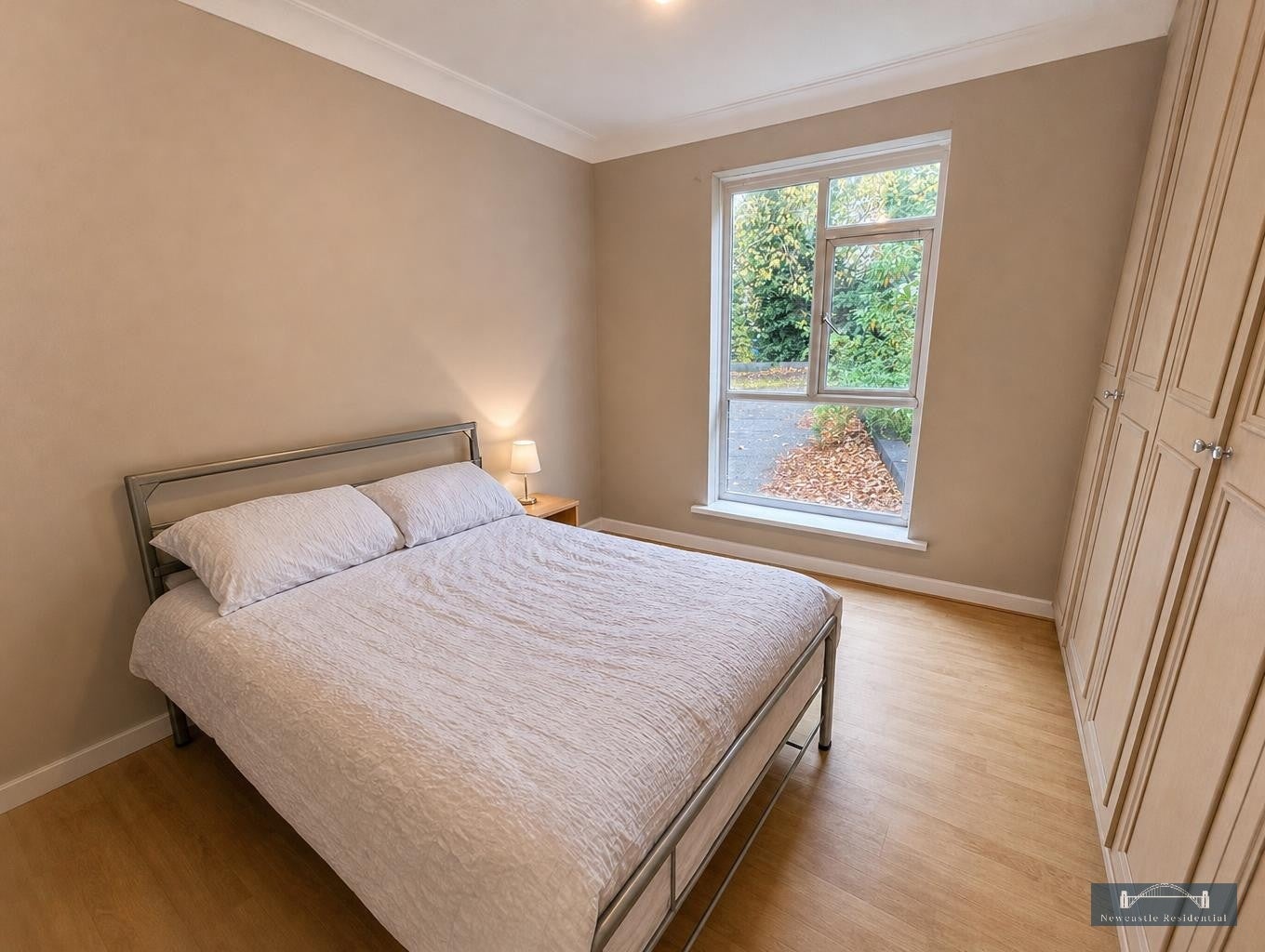Flat Jesmond Park Court in Newcastle upon Tyne