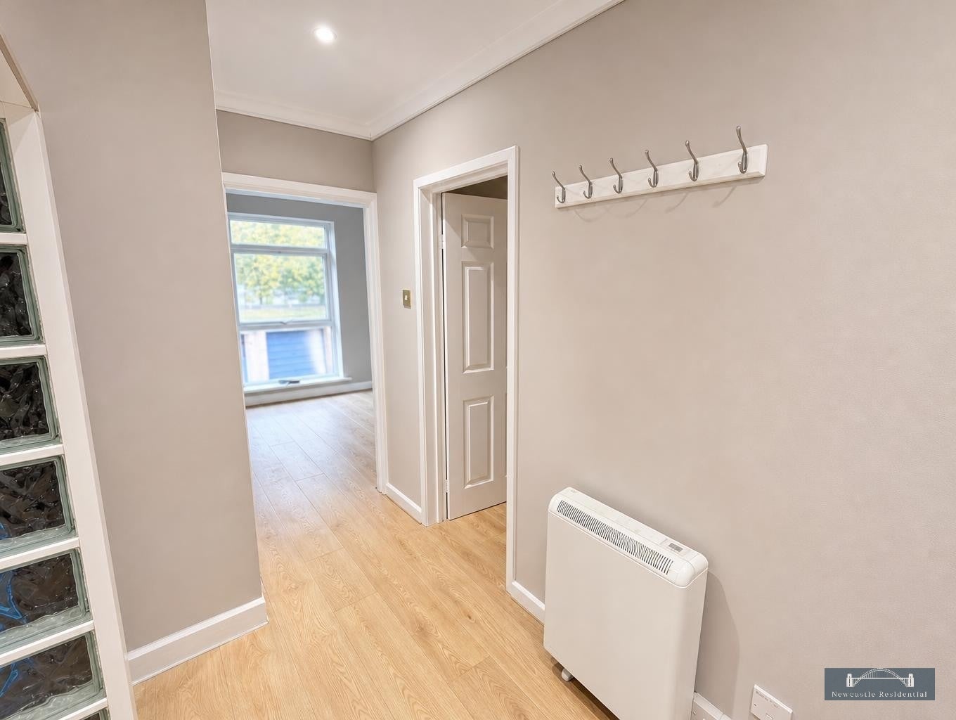 Flat Jesmond Park Court in Newcastle upon Tyne