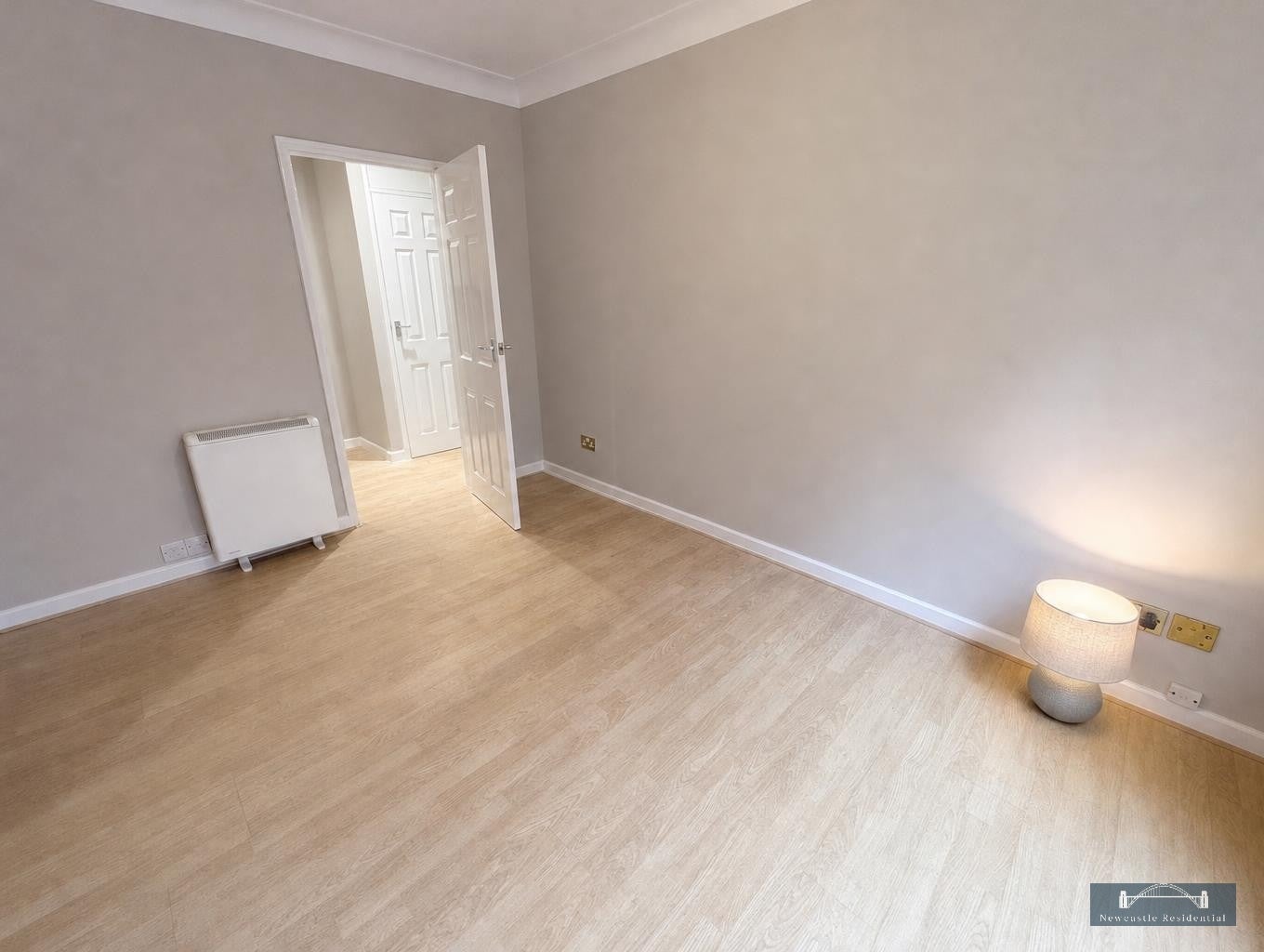 Flat Jesmond Park Court in Newcastle upon Tyne