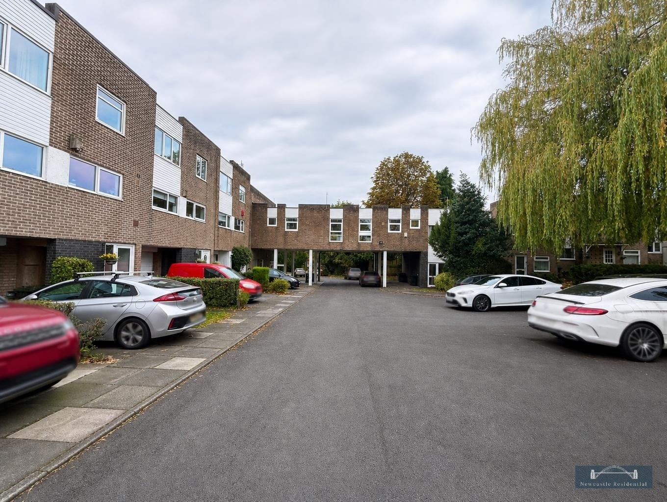 Flat Jesmond Park Court in Newcastle upon Tyne