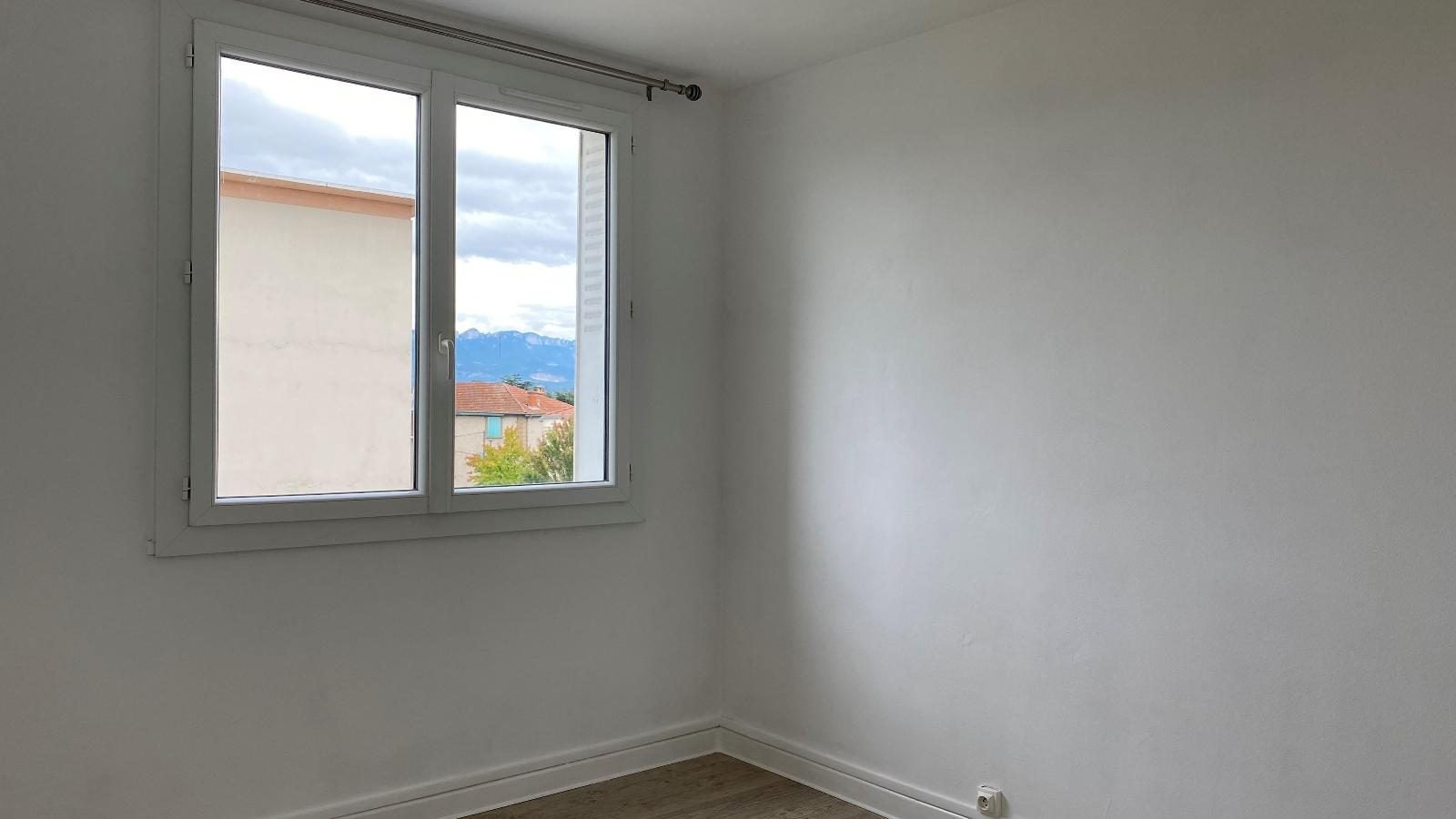 Flat Avenue Émile Zola in Romans-sur-Isère