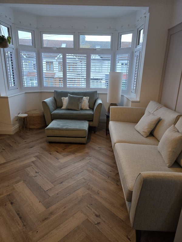 Room Marlborough Road in Greater London
