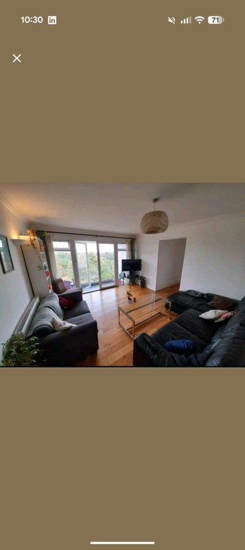 Room Queen's Ride in Greater London