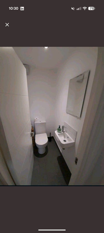 Room Queen's Ride in Greater London