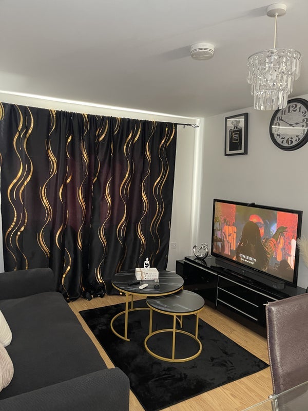 Room Whalley Road in Middleton