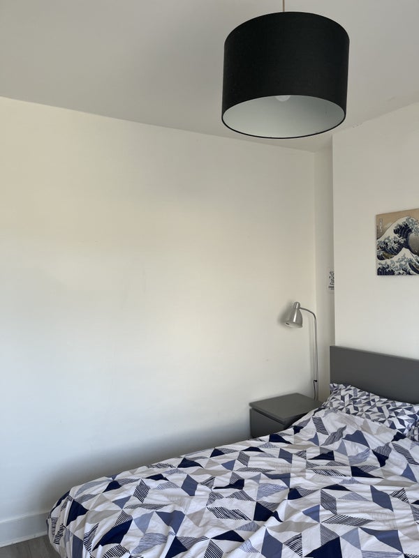 Room Cannon Hill Lane in Greater London