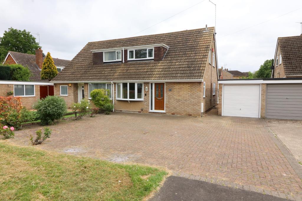 House Dunstall Road in Barton-le-Clay