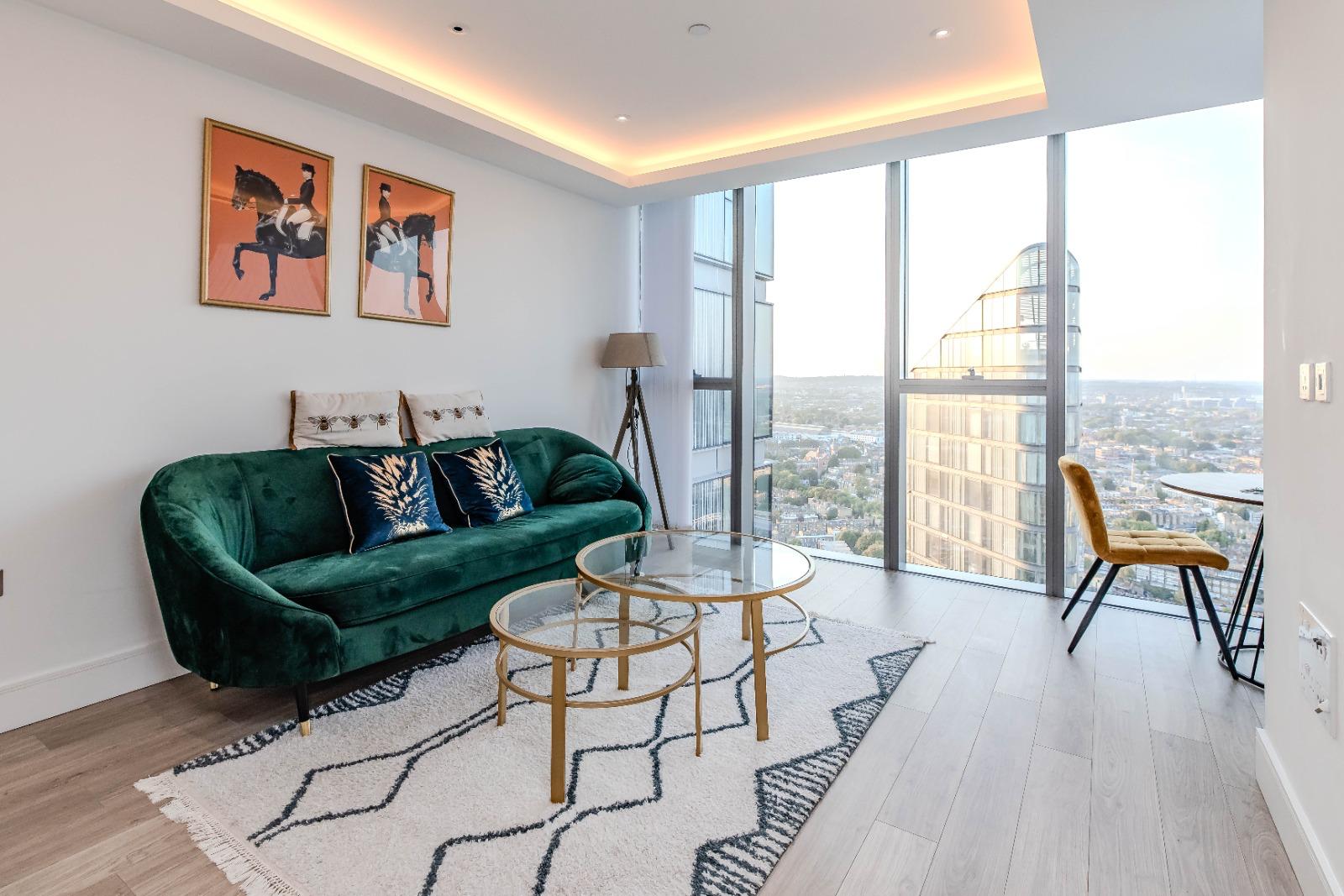 Flat Macclesfield Road in Greater London