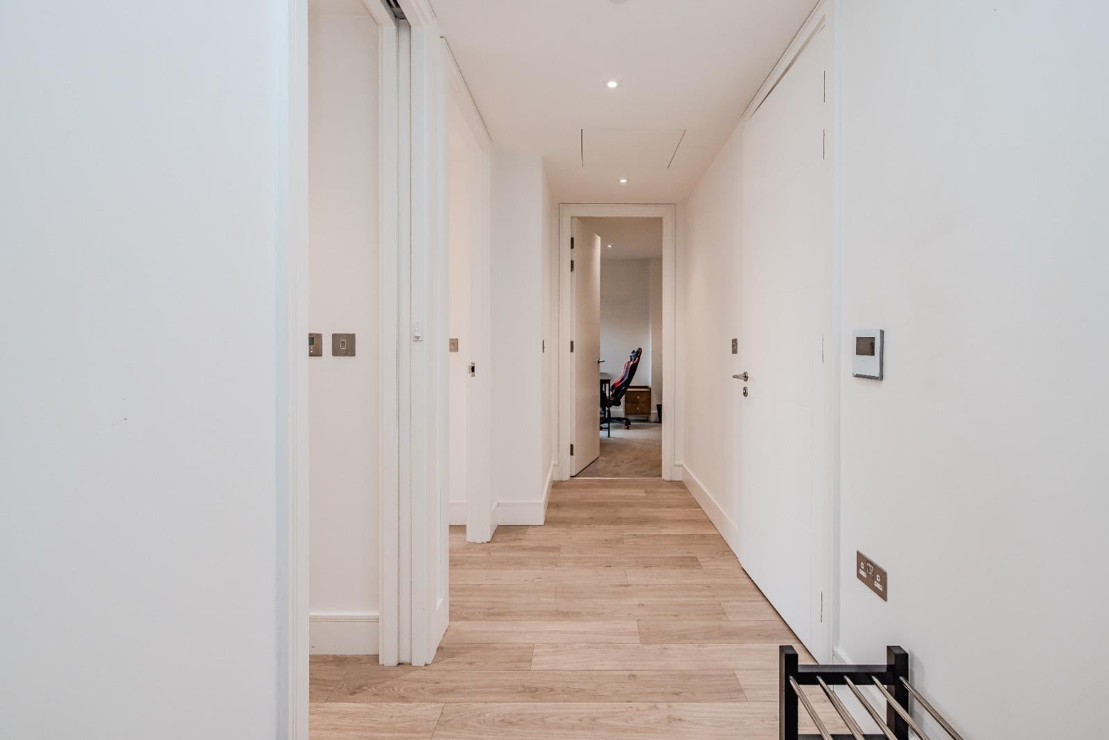 Flat Macclesfield Road in Greater London