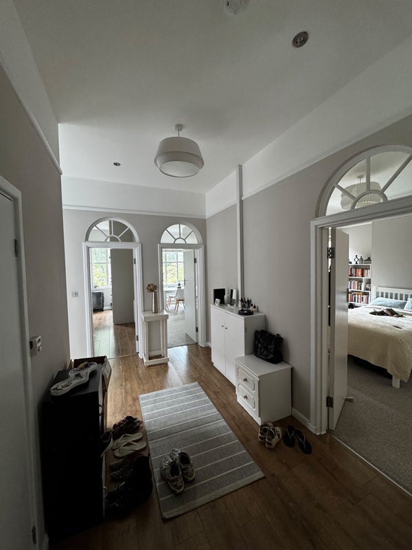 Room Woodgrange Avenue in Greater London