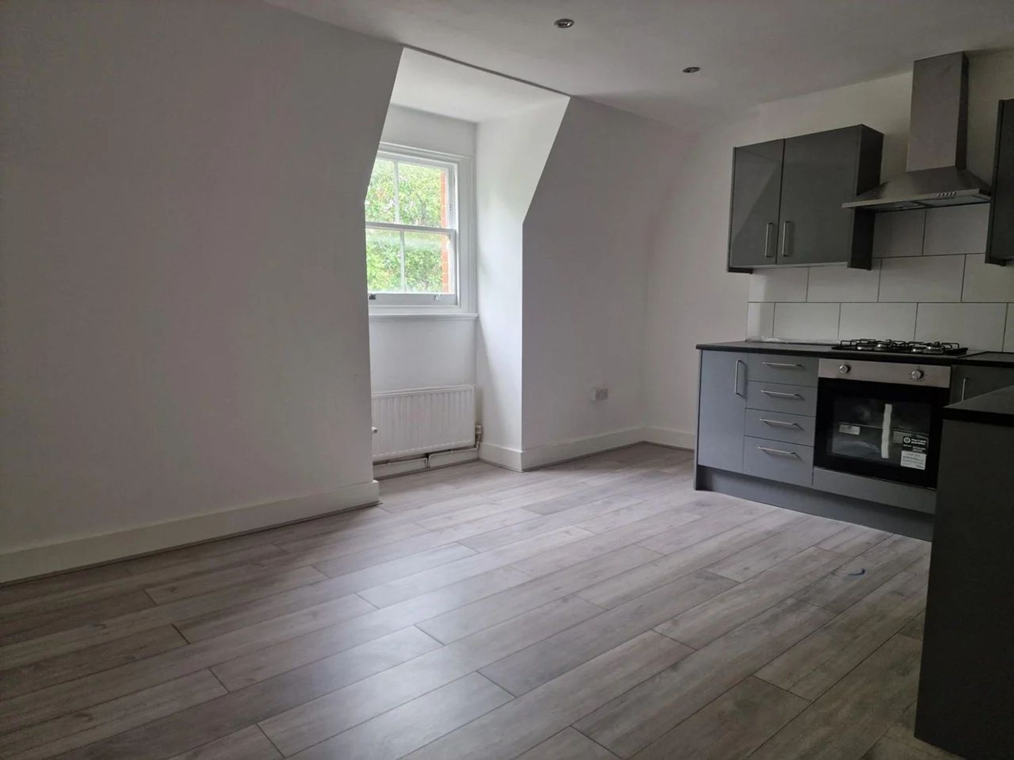 Flat East Dulwich Grove in Greater London