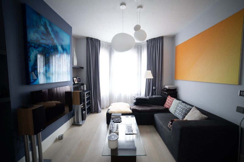 Room Corrance Road in Greater London