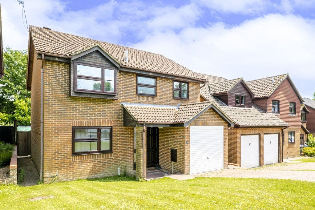 House Cherry Gardens in Wealden