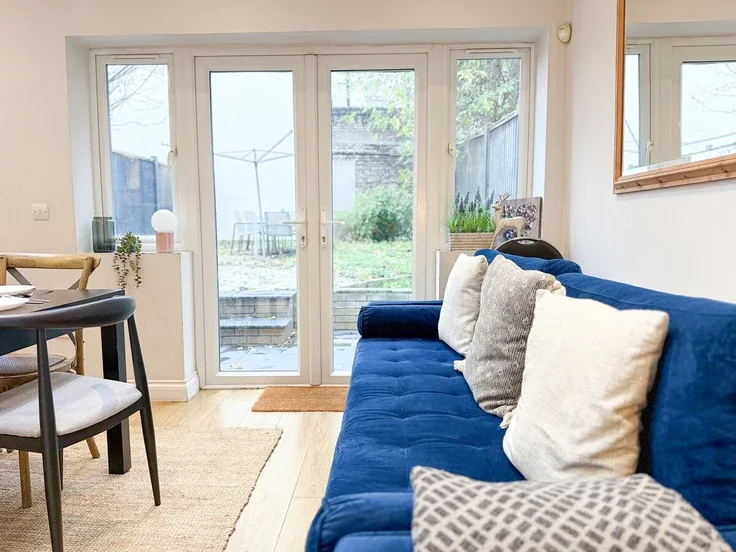 Flat Netherwood Street in Greater London