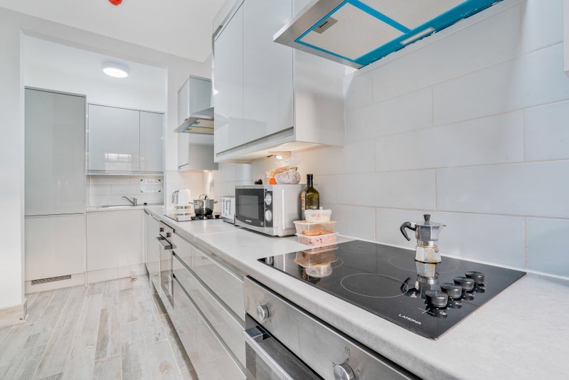 Room Brondesbury Park in Greater London