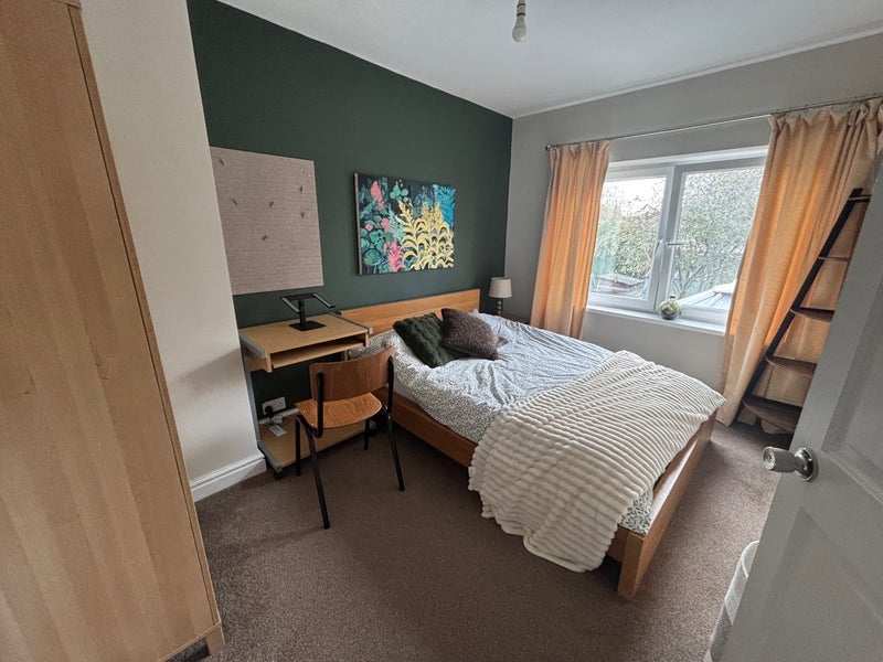 Room Lodge Road in Stoke-on-Trent