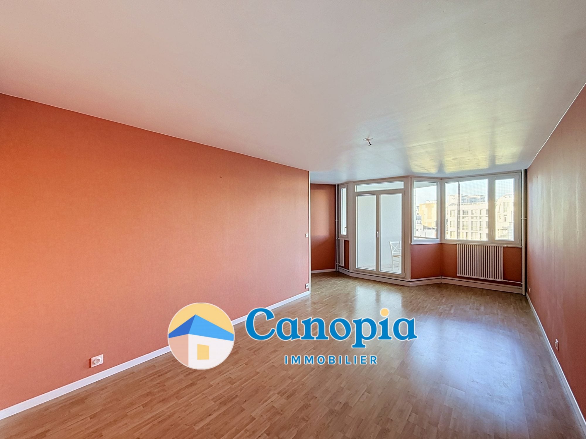 Flat Avenue Laplace in Arcueil