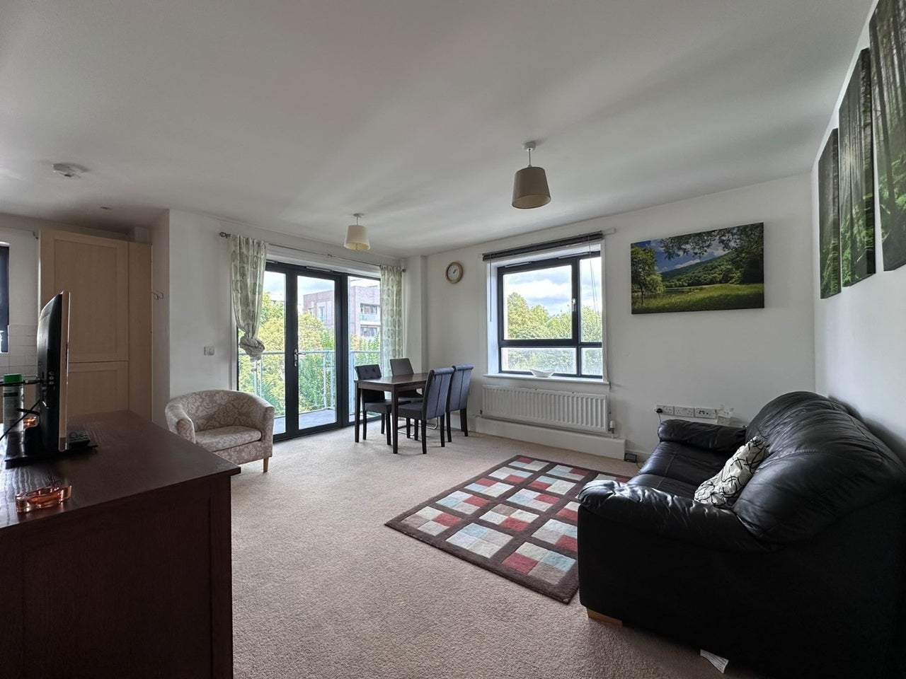 Room Palmerston Road in Greater London