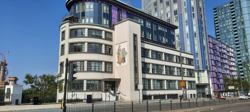 Room High Street in Greater London