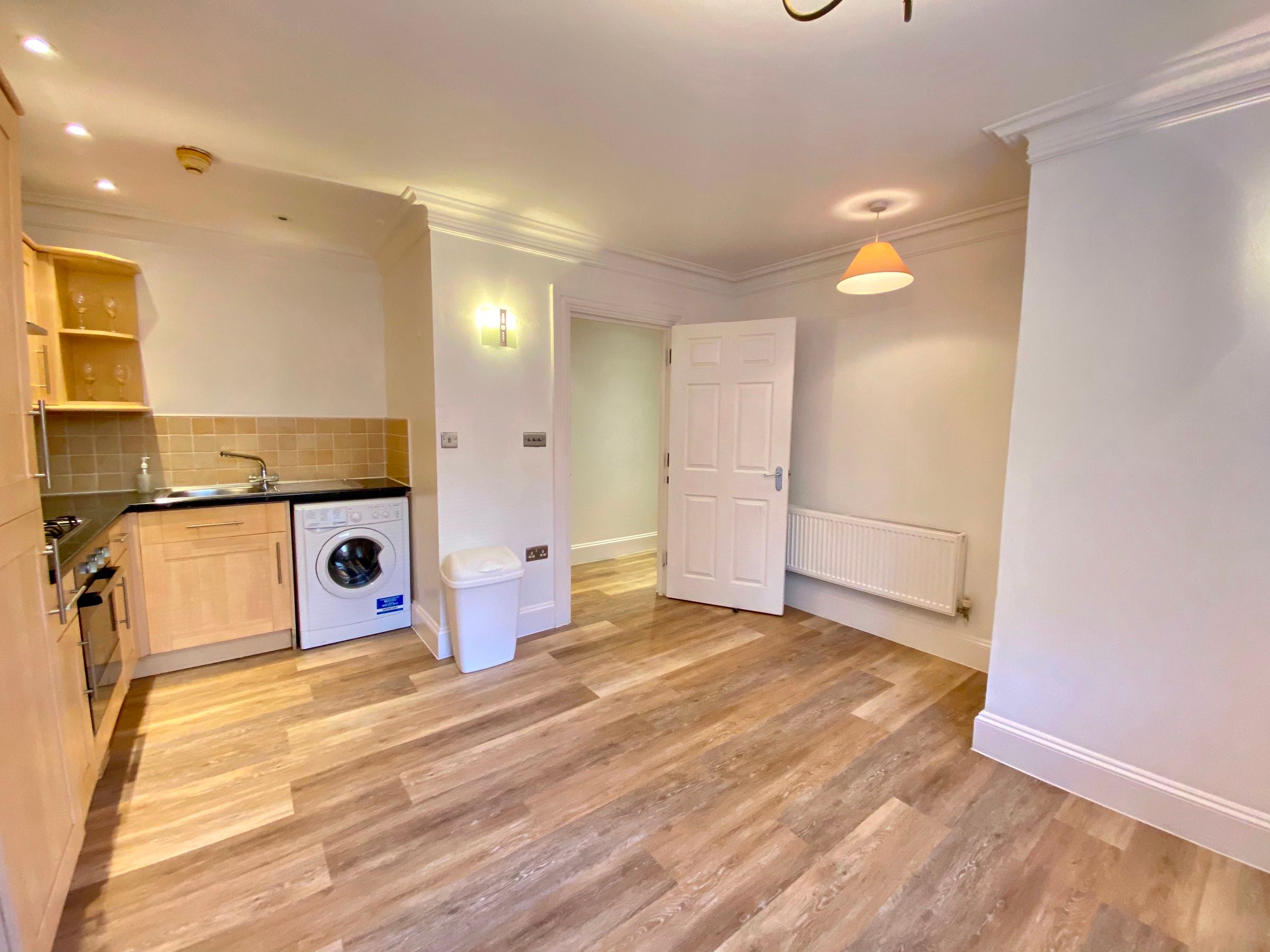 Flat Pembroke Road in Bristol