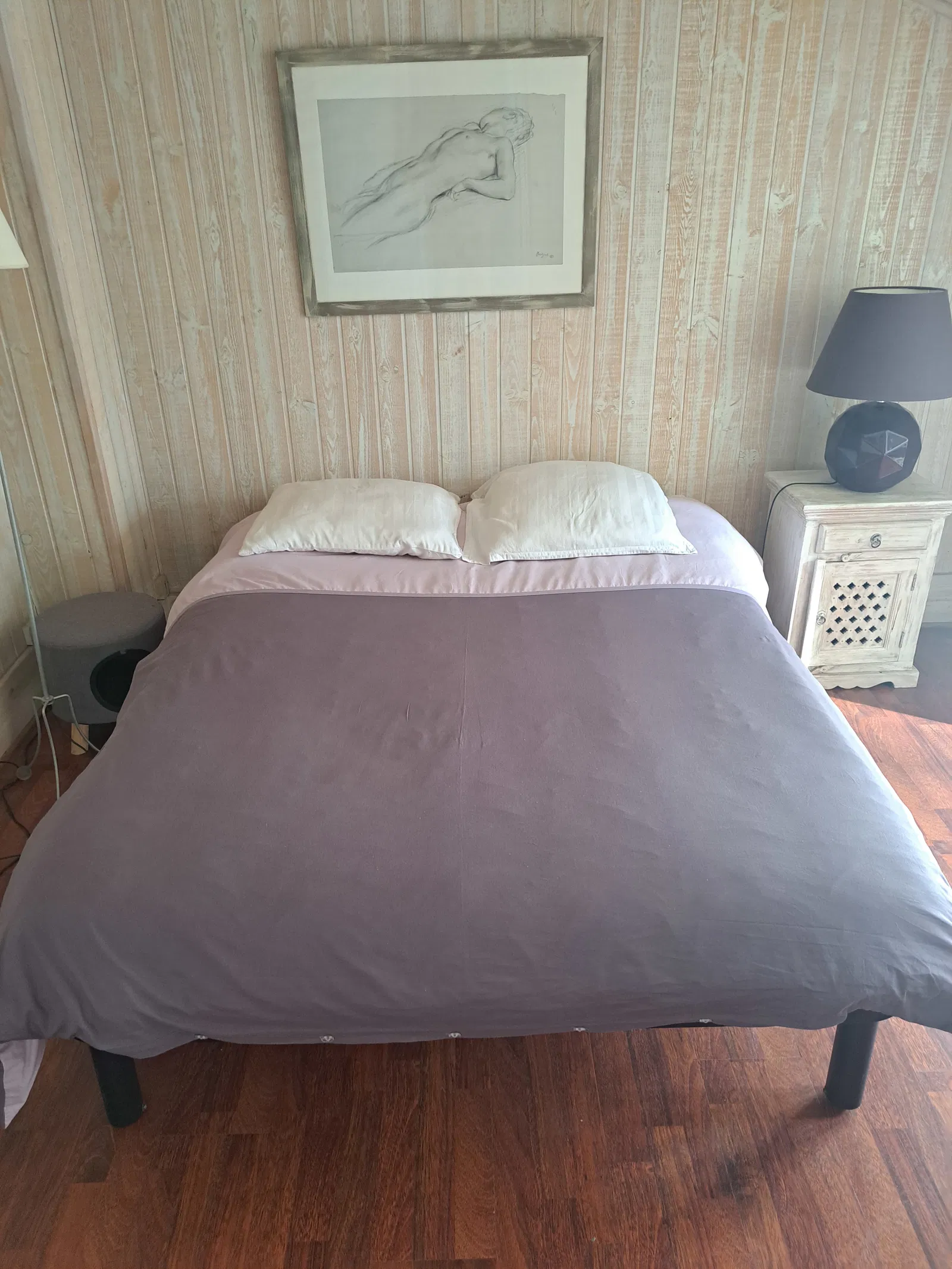 Room Rue de la République in Suresnes