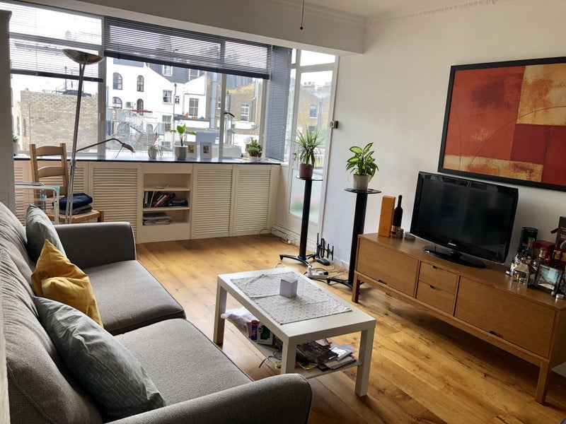 Flat Gloucester Terrace in City of Westminster