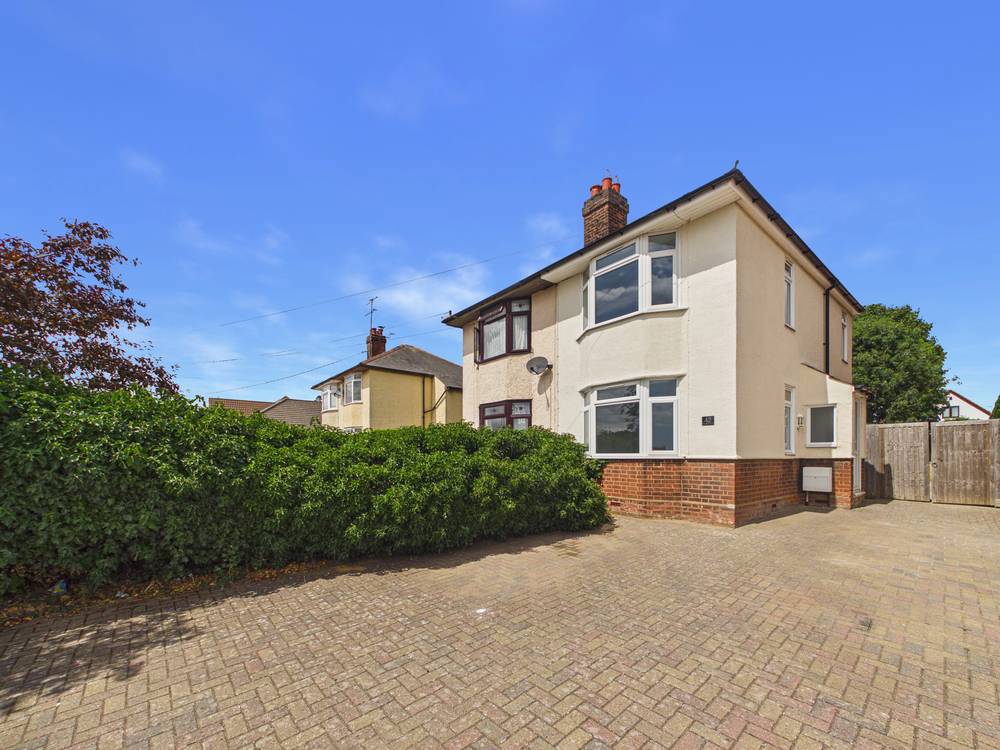 House Woodbridge Road in East Suffolk