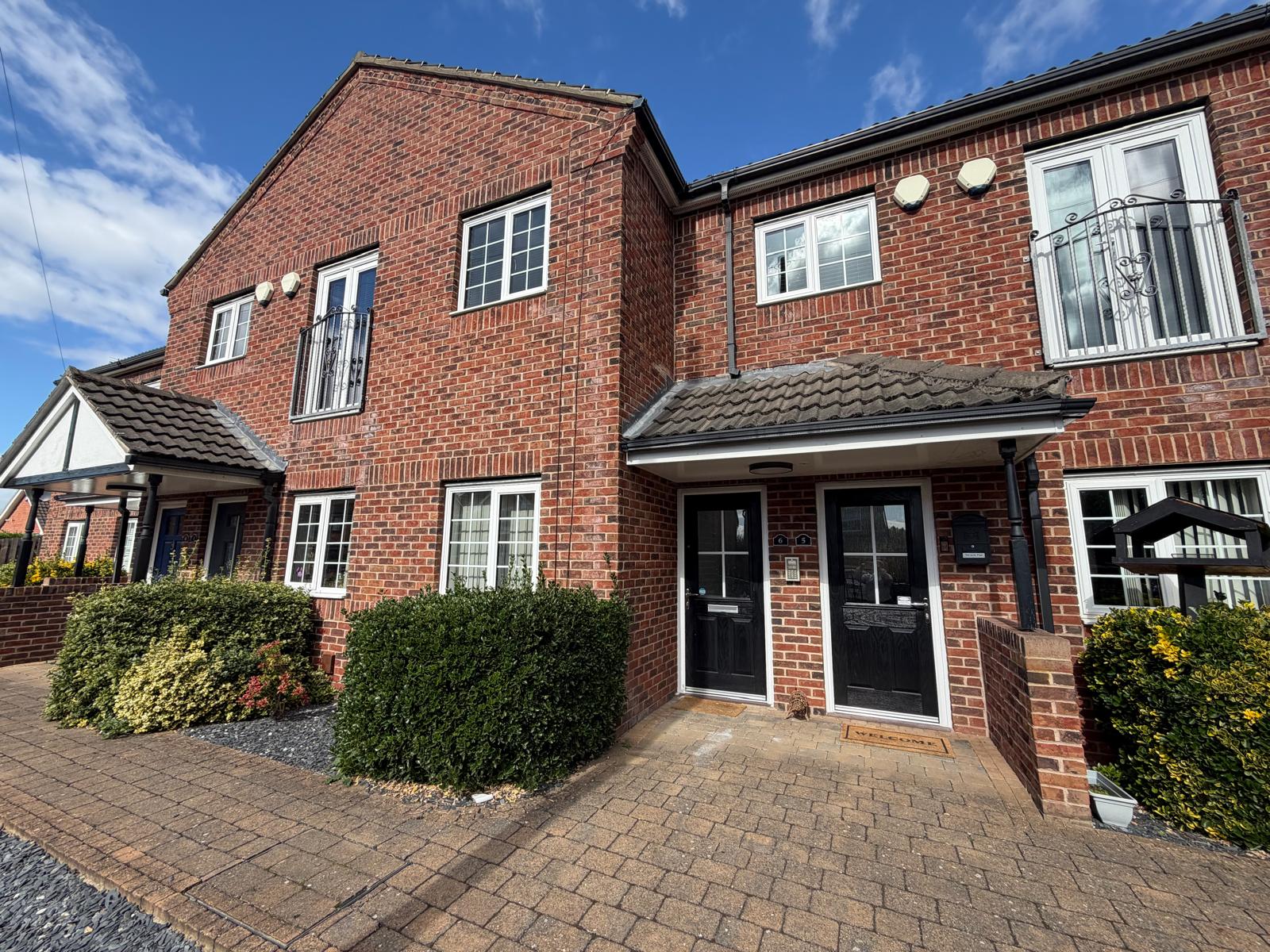 Flat Carr Lane in Doncaster