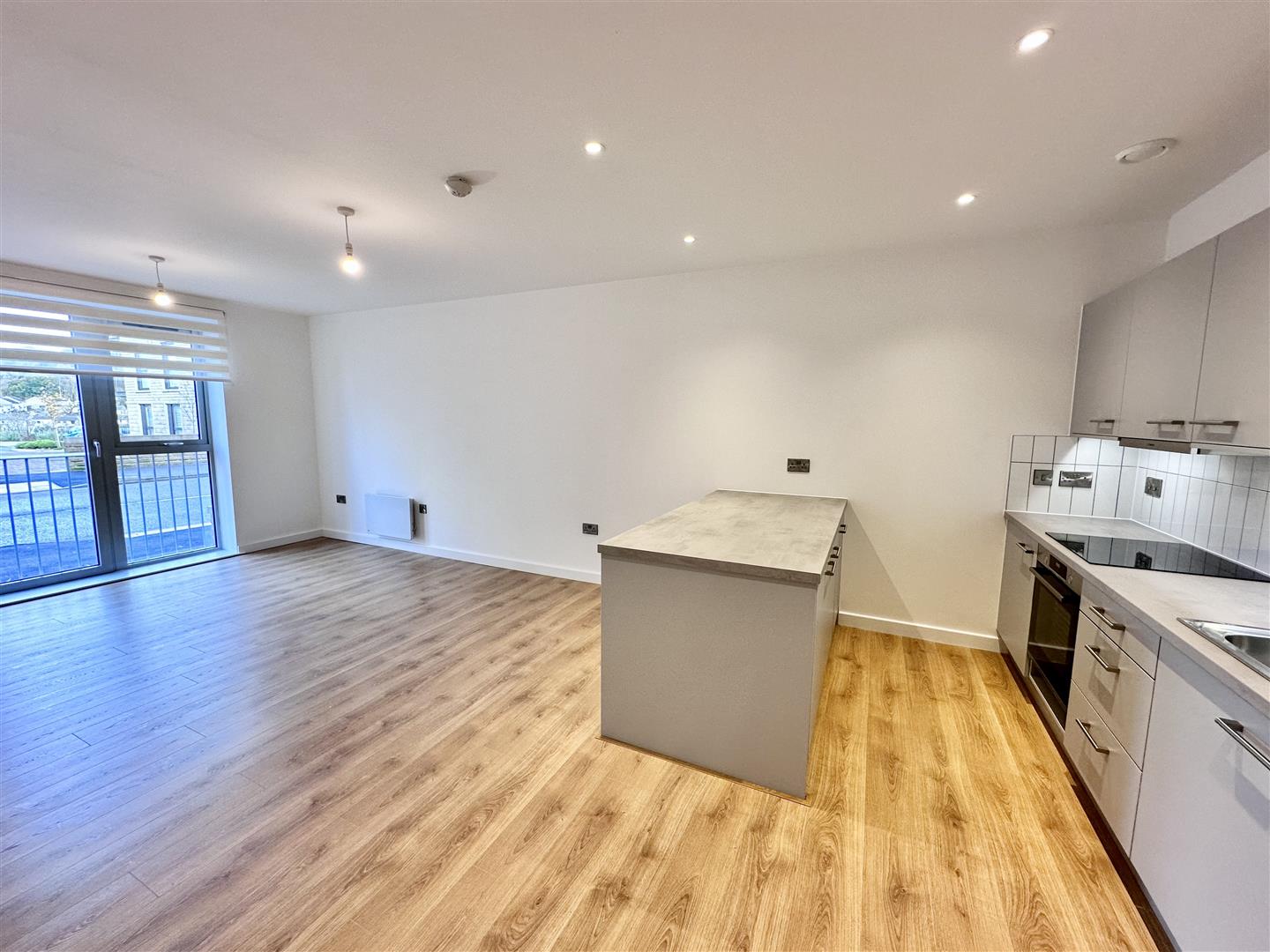 Flat Knowleston Place in Matlock Town