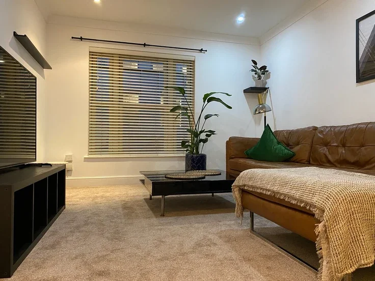 Flat Baldwins Gardens in Greater London