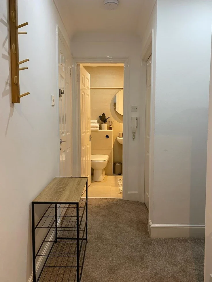 Flat Baldwins Gardens in Greater London