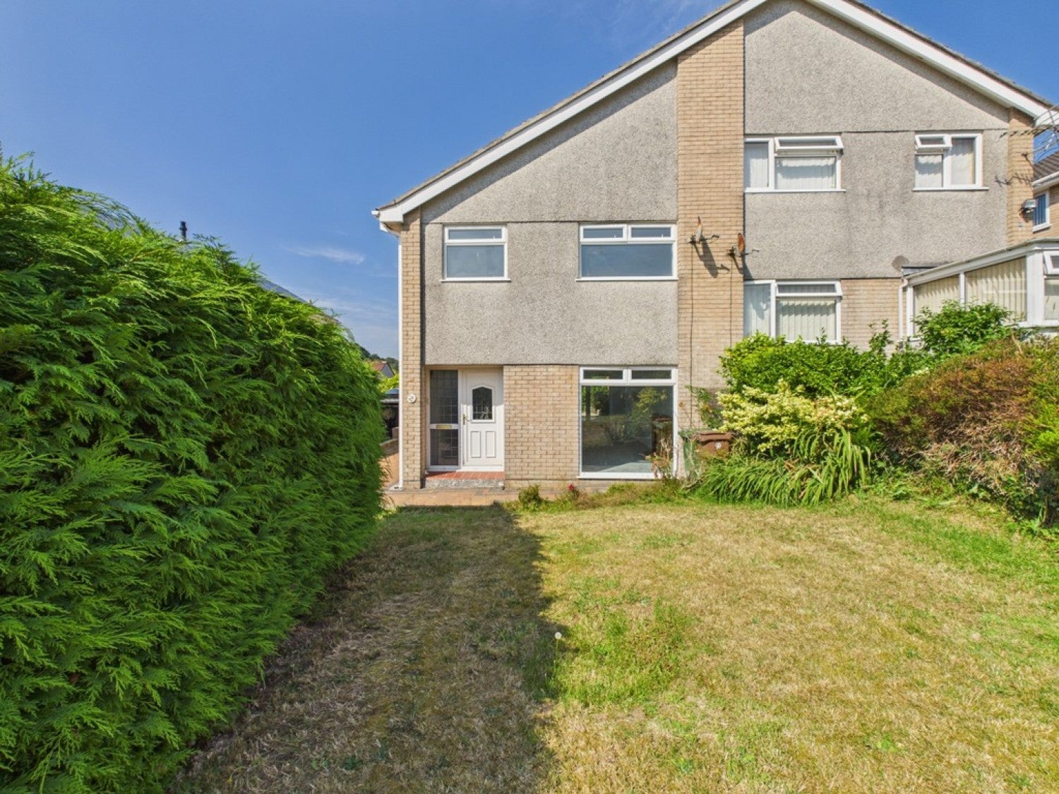 House Holly Park Close in Plymouth