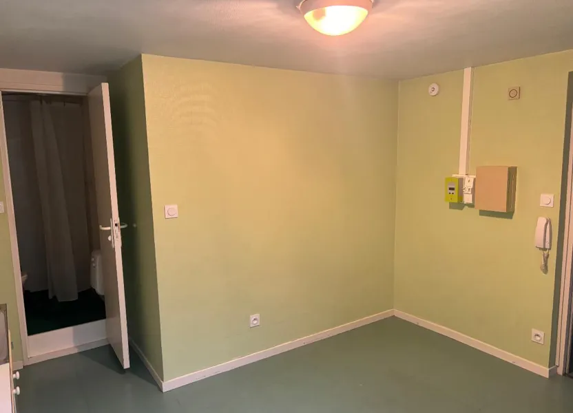 Chambre Place Georges Clemenceau à Bourg-en-Bresse