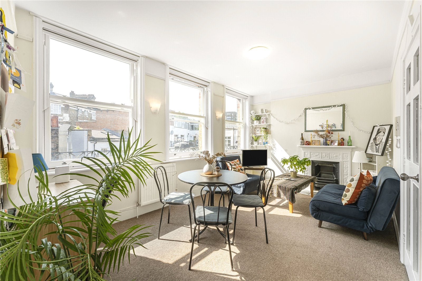 Flat Eyre Street Hill in Greater London