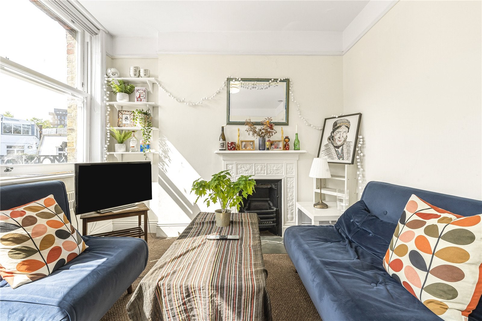 Flat Eyre Street Hill in Greater London