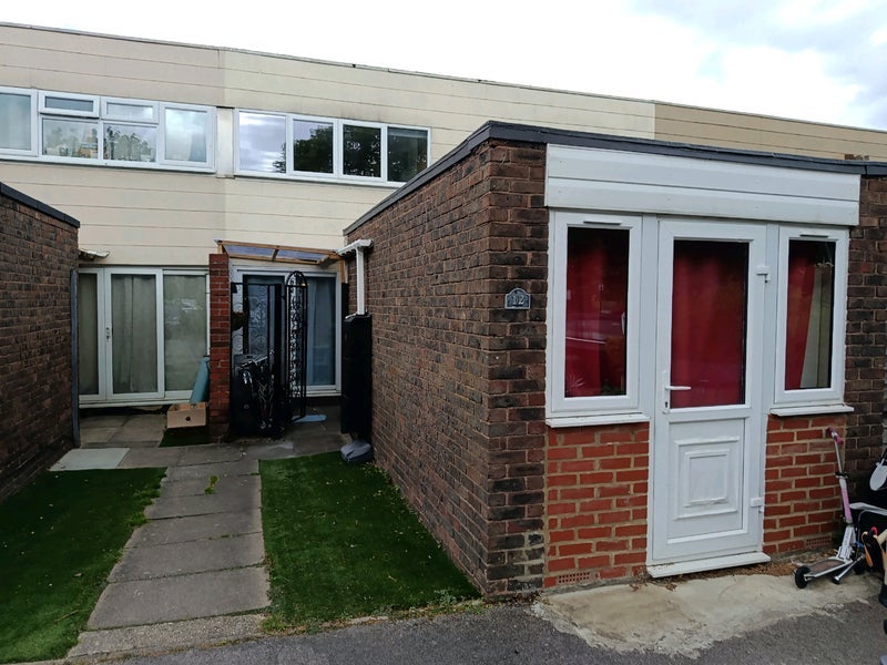 Room Farnham Gardens in Greater London