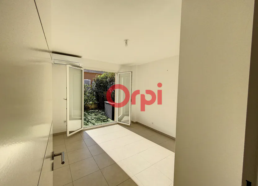 Flat Rue Cardenille in Le Plan-de-la-Tour