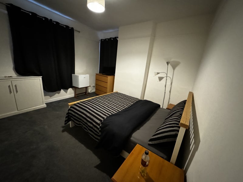 Room William Street in Wakefield