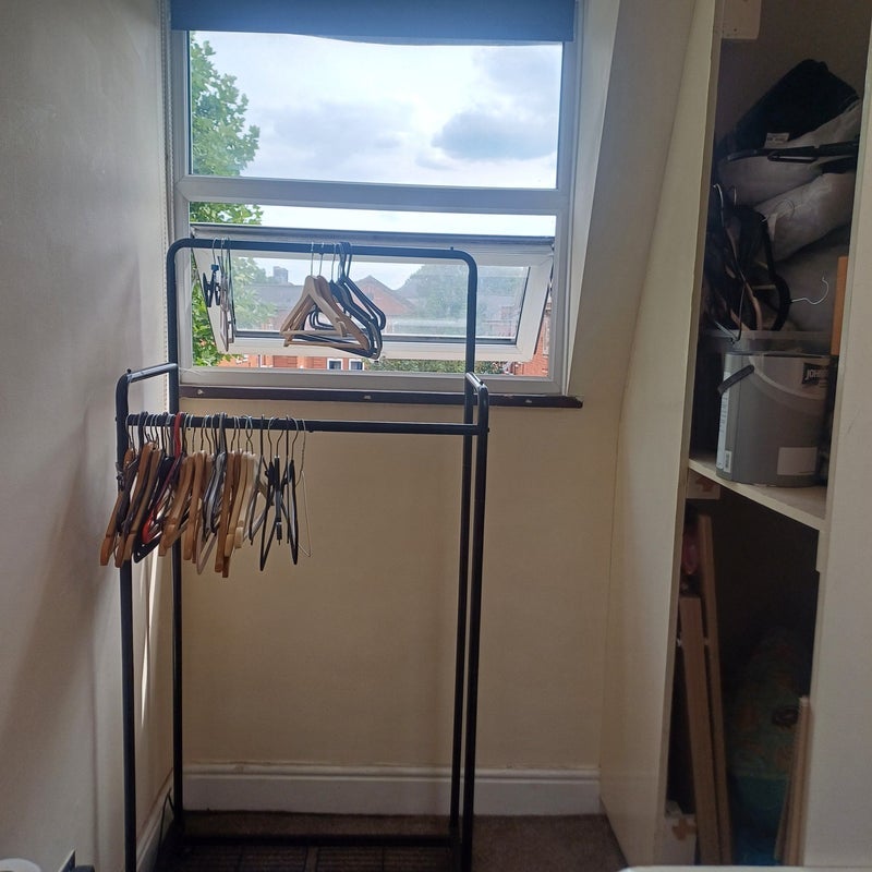 Room Plough Way in Greater London