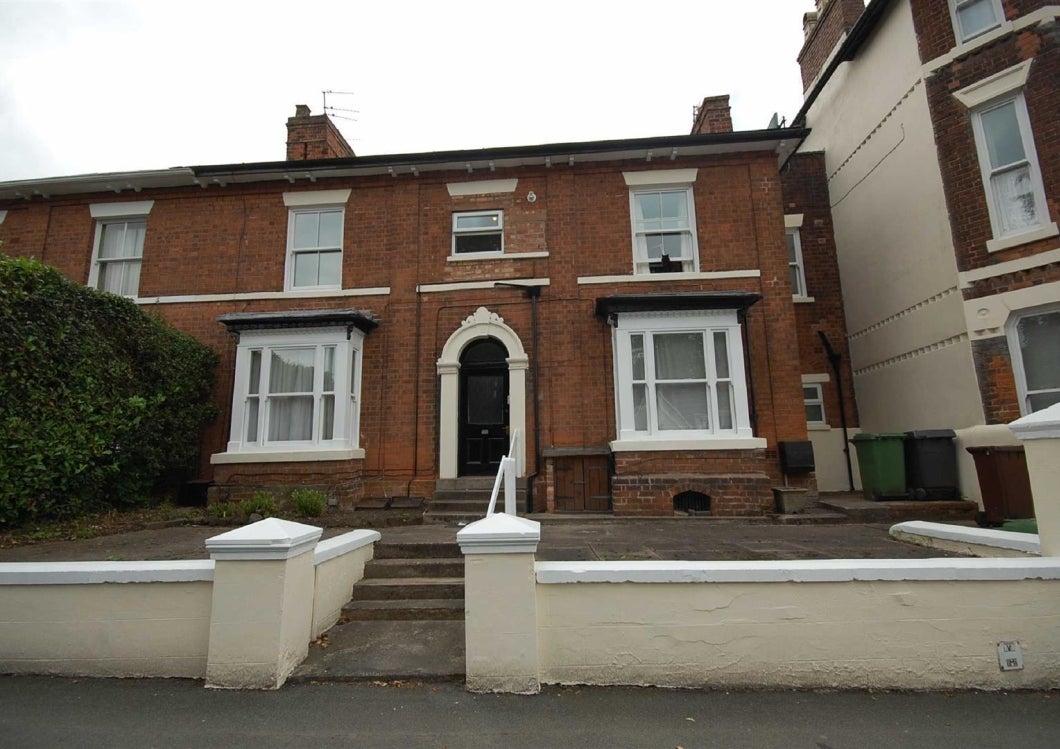 Flat Stubbs Road in Wolverhampton