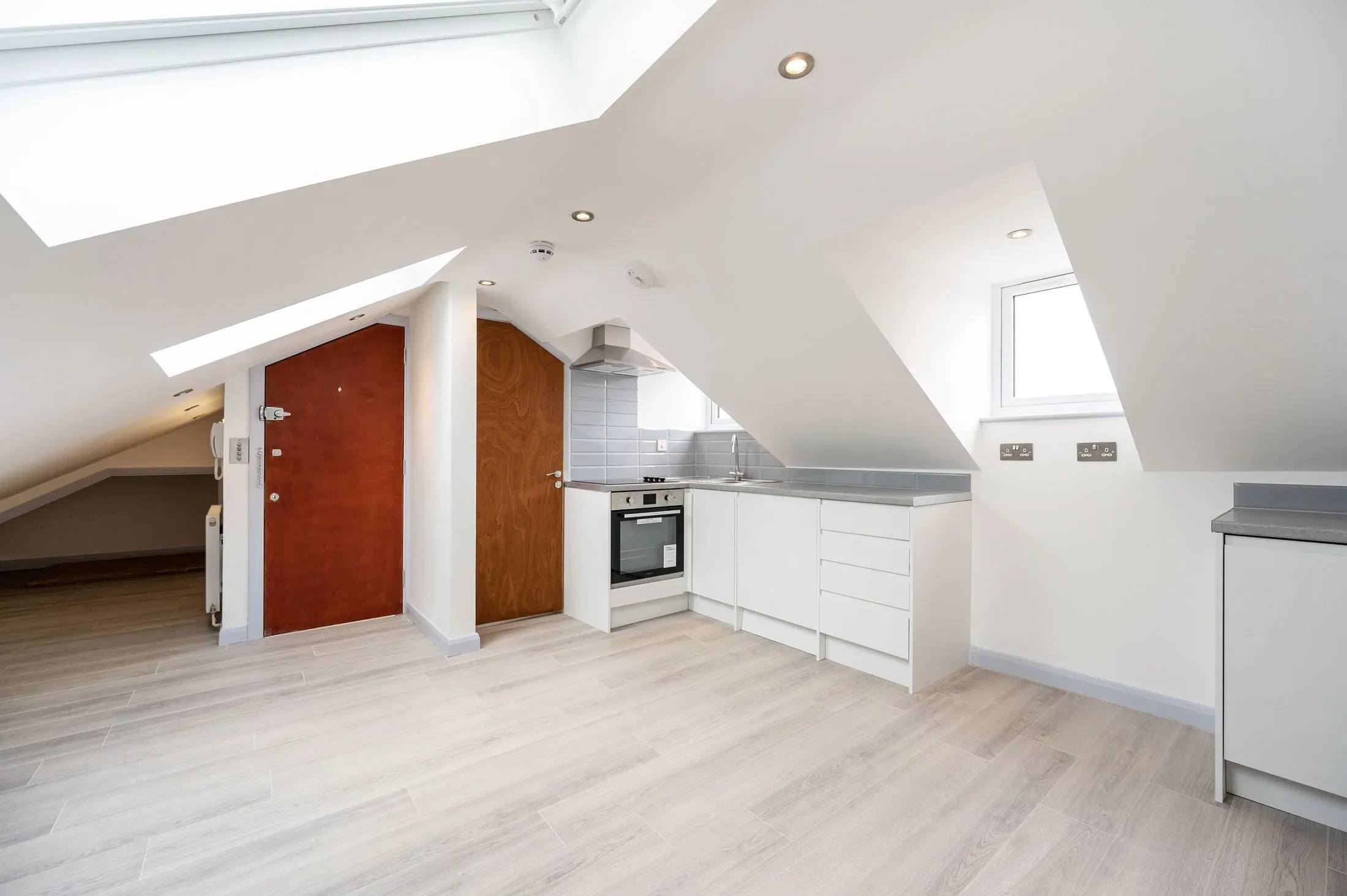 Flat Croydon Road in Greater London