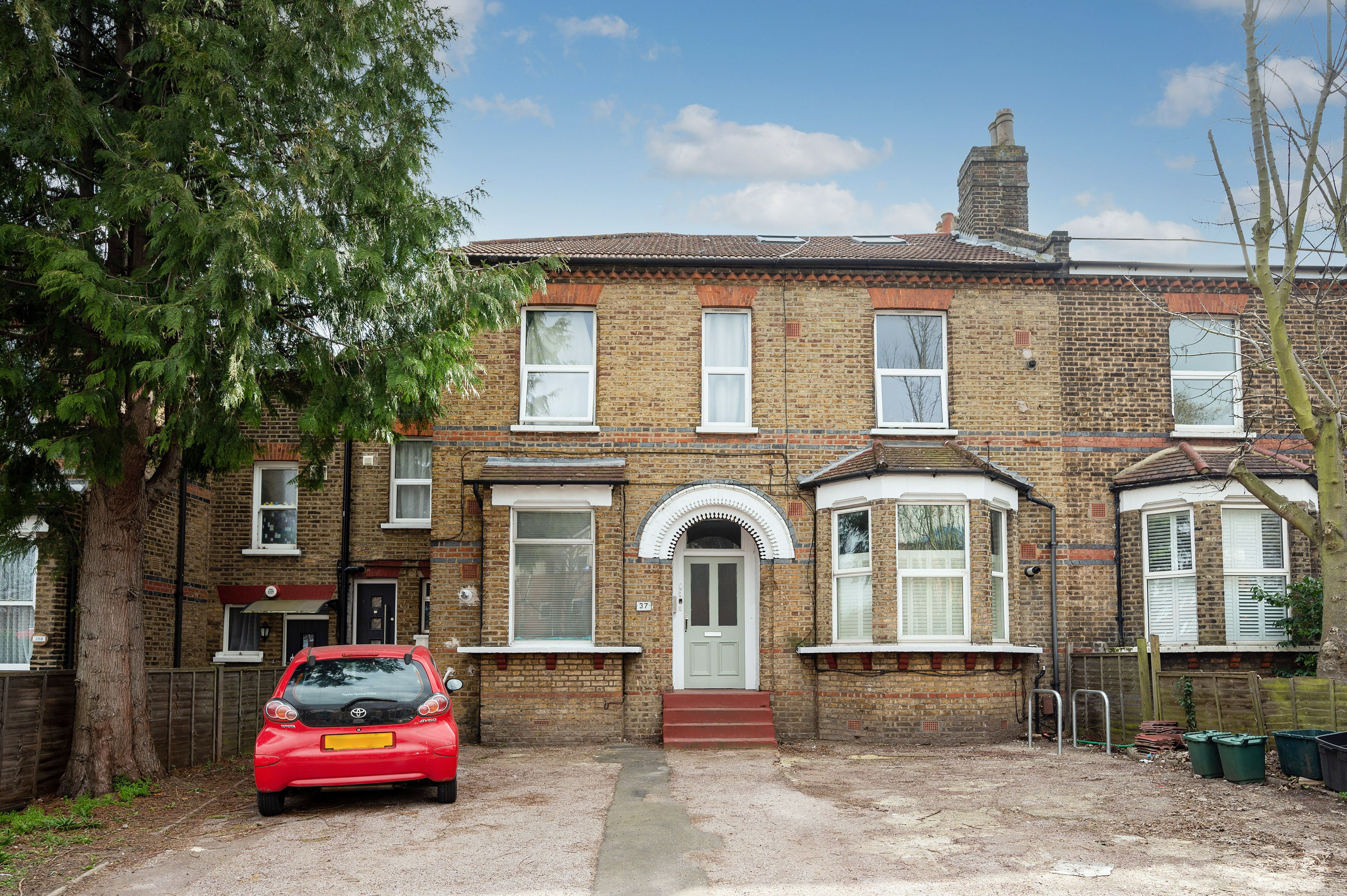 Flat Croydon Road in Greater London