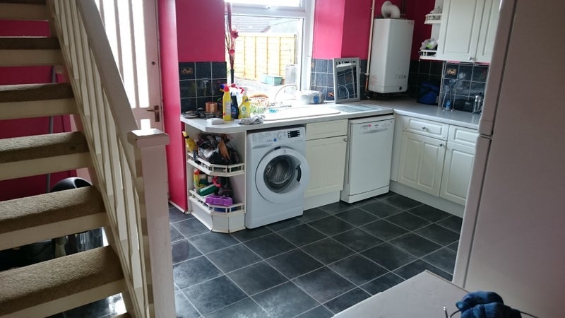 Room William Street in Merthyr Tydfil