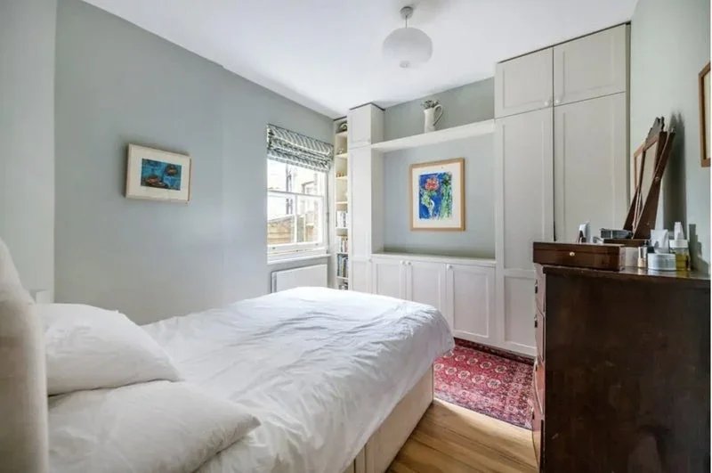 Flat Aylmer Road in Greater London