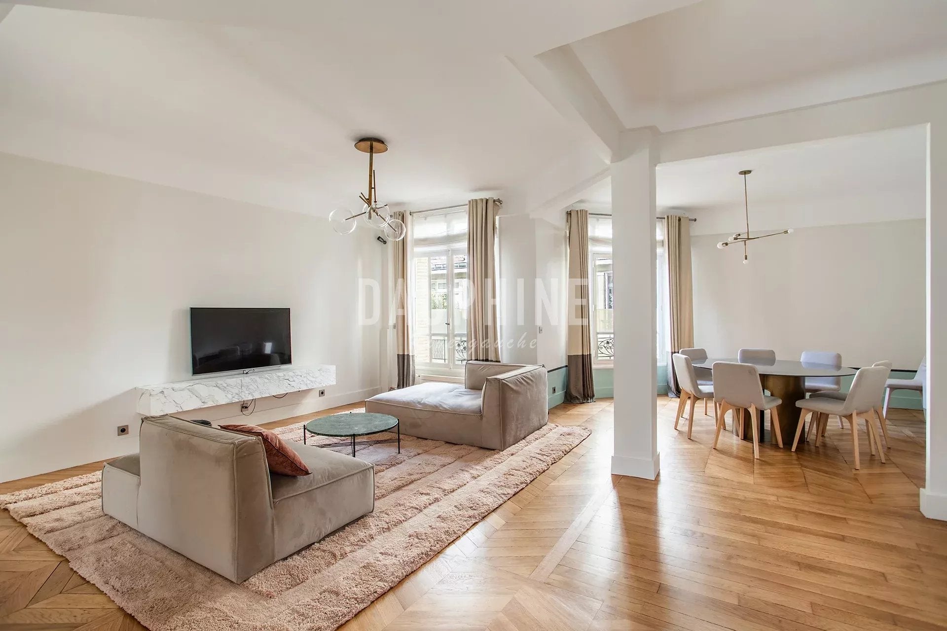 Appartement Rue de Longchamp à Paris